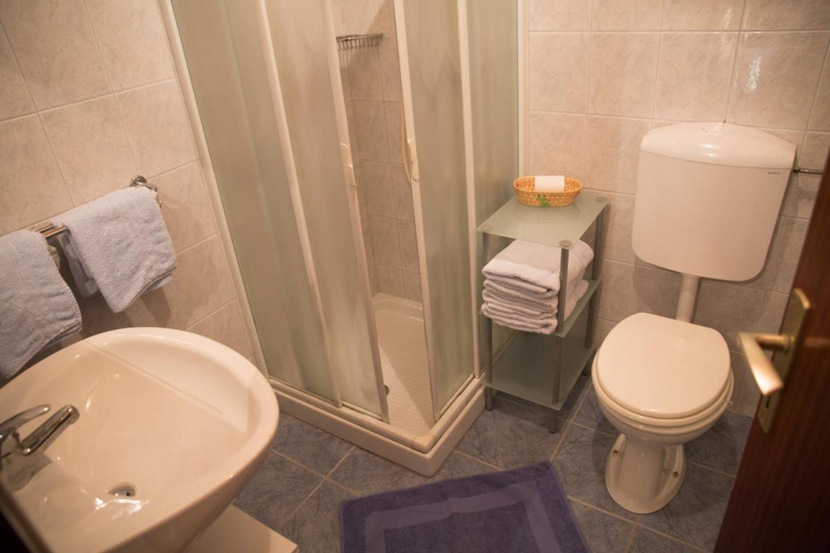 Apartmaji Luka Apartment Ratece ภายนอก รูปภาพ